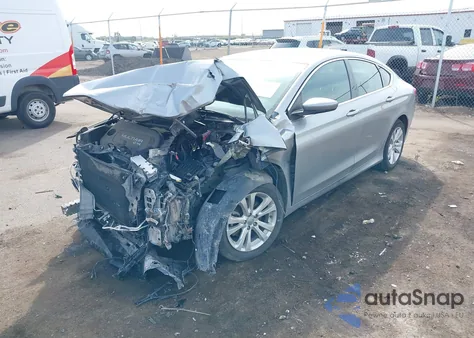 2015 Chrysler 200 Limited из США, поврежденный, VIN 1C3CCCAB6FN677981